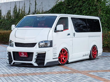 ハイエース 6型 デモカー